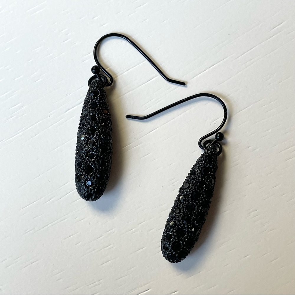 Black Lia Sophia (?) rhinestone dangle teardrop earrings goth sparkly - Picture 2 of 12